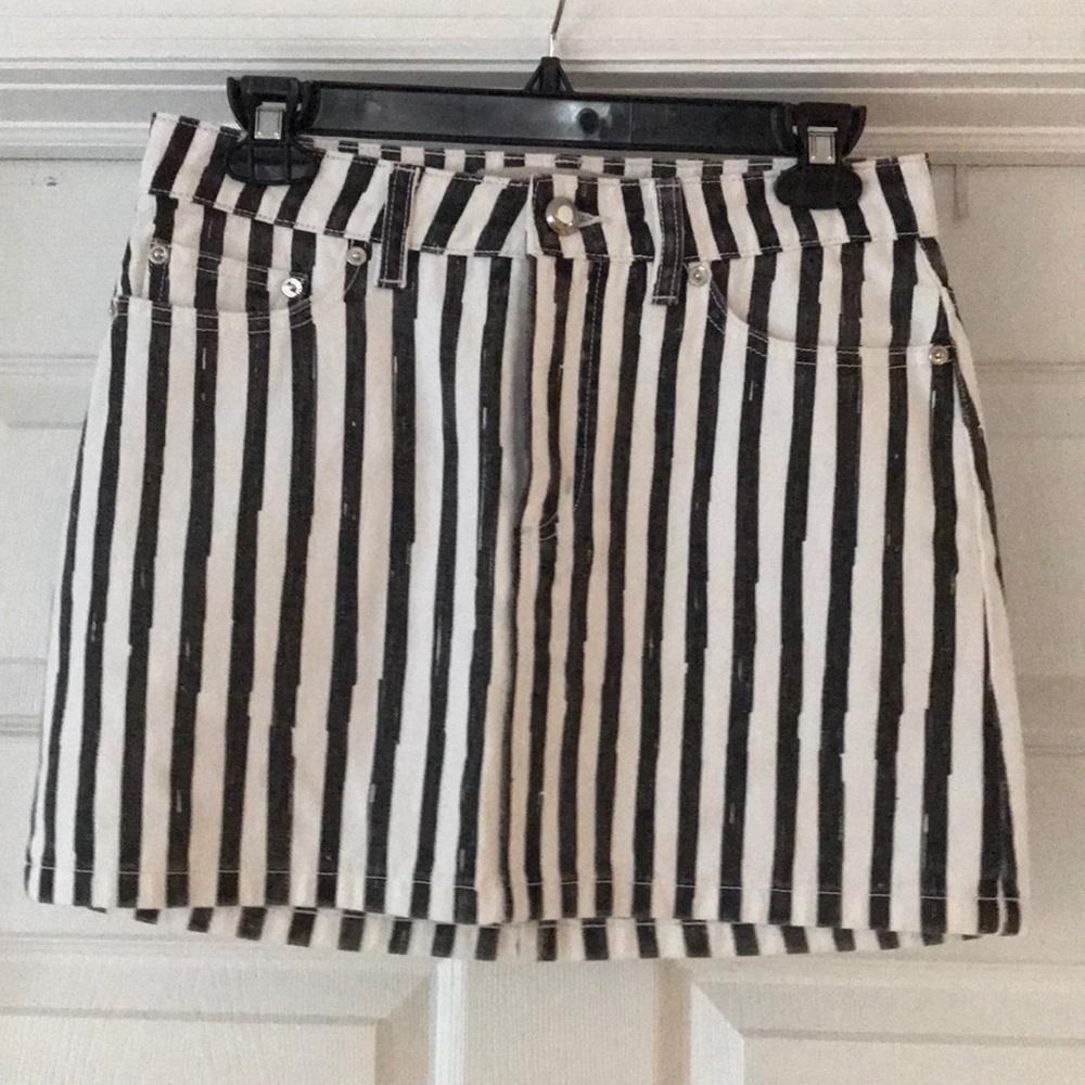 MARC BY MARC JACOBS MINI SKIRT